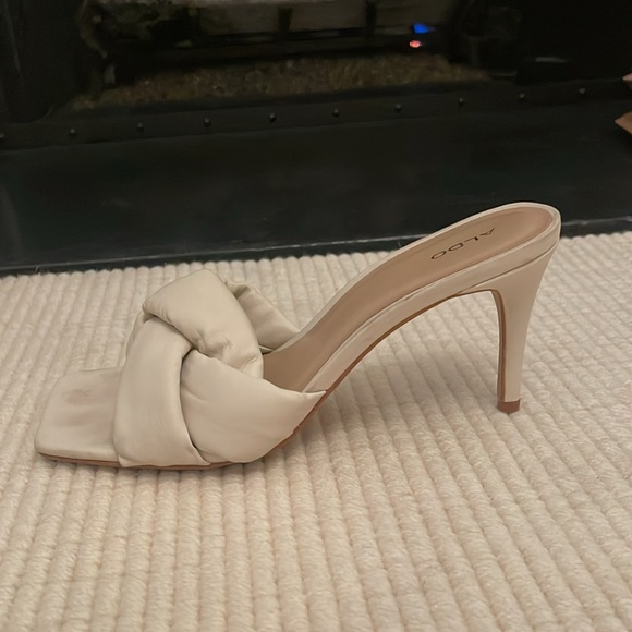 White Heels - Picture 2 of 2